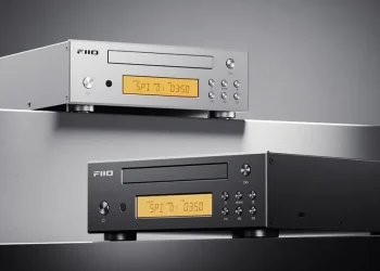 FiiO DP11 CD-Player in Schwarz und Silber