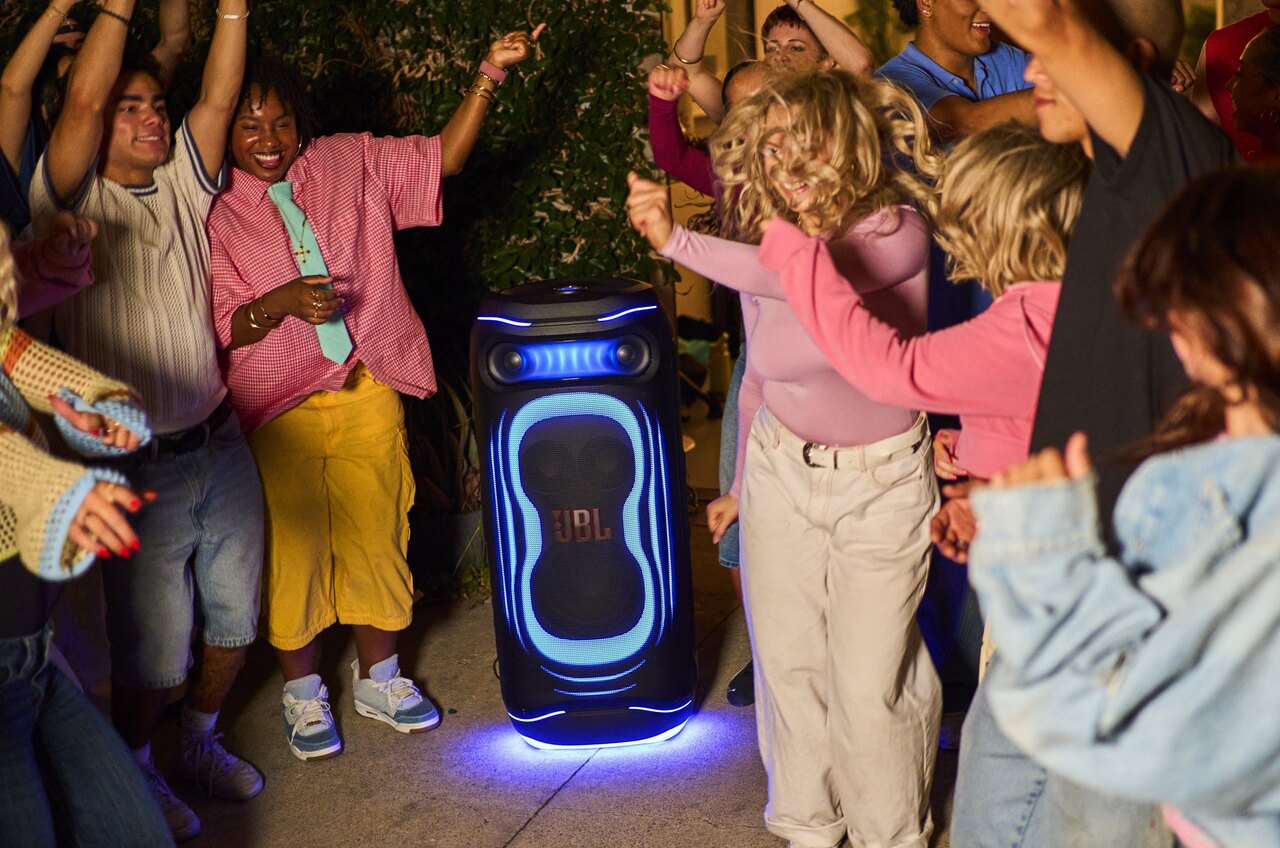 JBL PartyBox Ultimate 2 mit integrierter Lichtshow